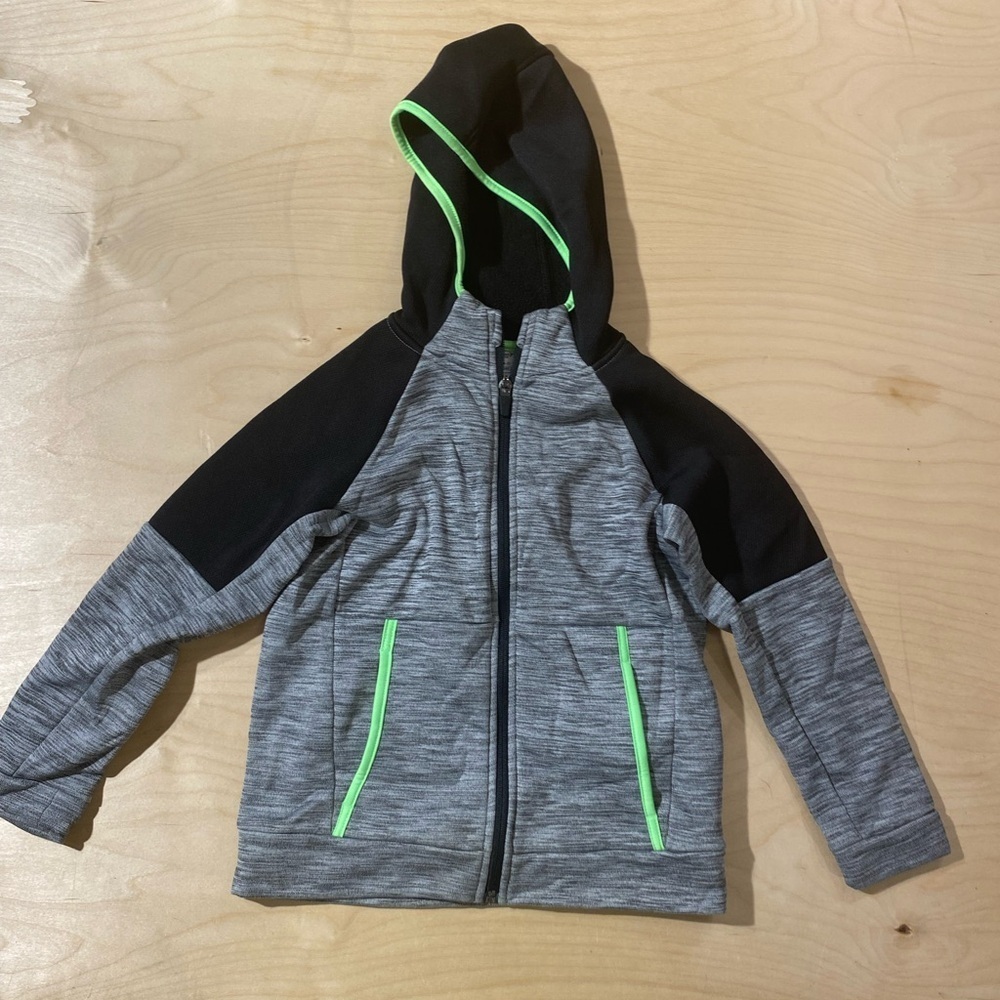 Old Navy Gray and Black Kids Hoodie with Neon Green Trim Small (6-7) (OD)